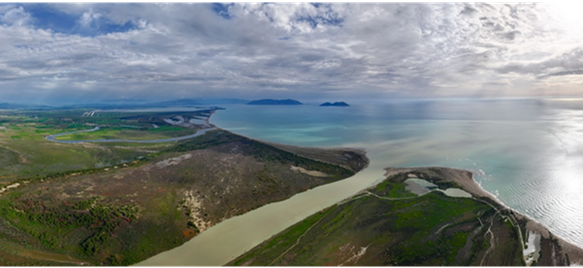 The Vjosa River and its Delta – an inseparable hydrodynamic andecological entity